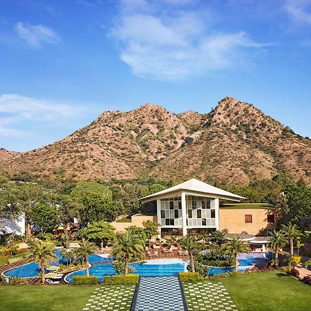 Taj Aravali Resort & Spa Udaipur Bagian luar foto